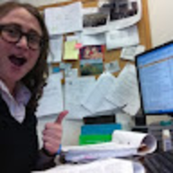 Meet your Posher, Lindsey - Picture 1 of 1